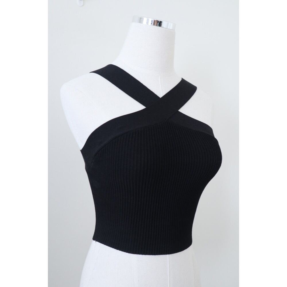 Aritzia Babaton Size XS Sculpt Knit Criss Cross Cropped Tank Black - Picture 3 of 9